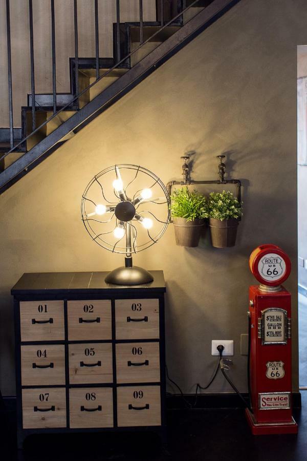 Industrial Apartment Near Duomo Милан Экстерьер фото