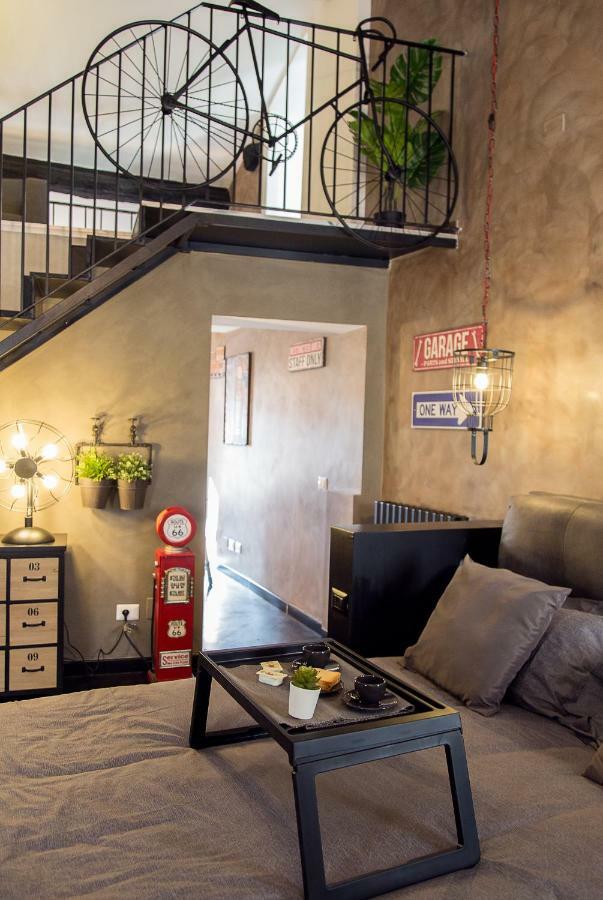 Industrial Apartment Near Duomo Милан Экстерьер фото